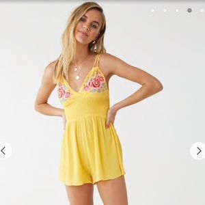 embroidered floral romper NWOT